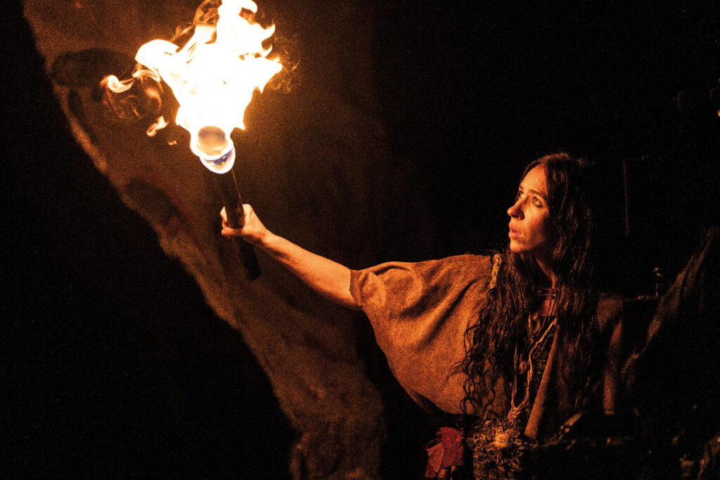 Edurne Azkarate es la joven pagana Irati.