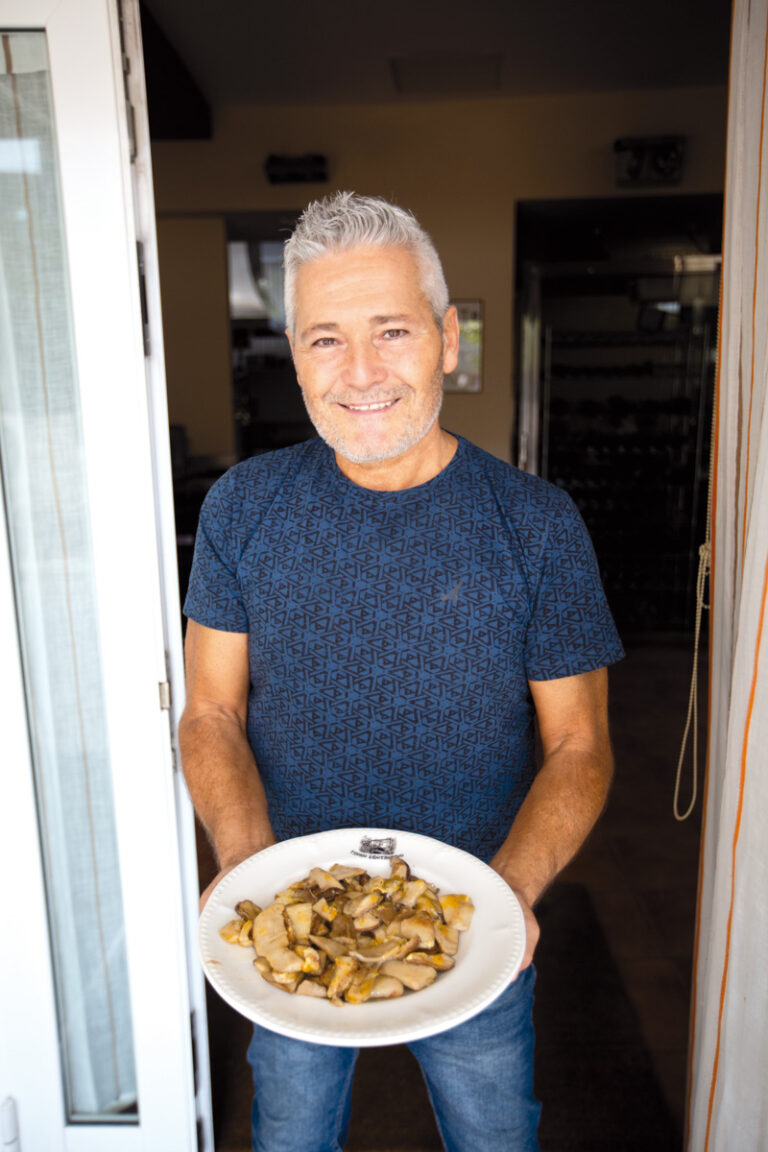 José Antonio Tauste y sus hongos.