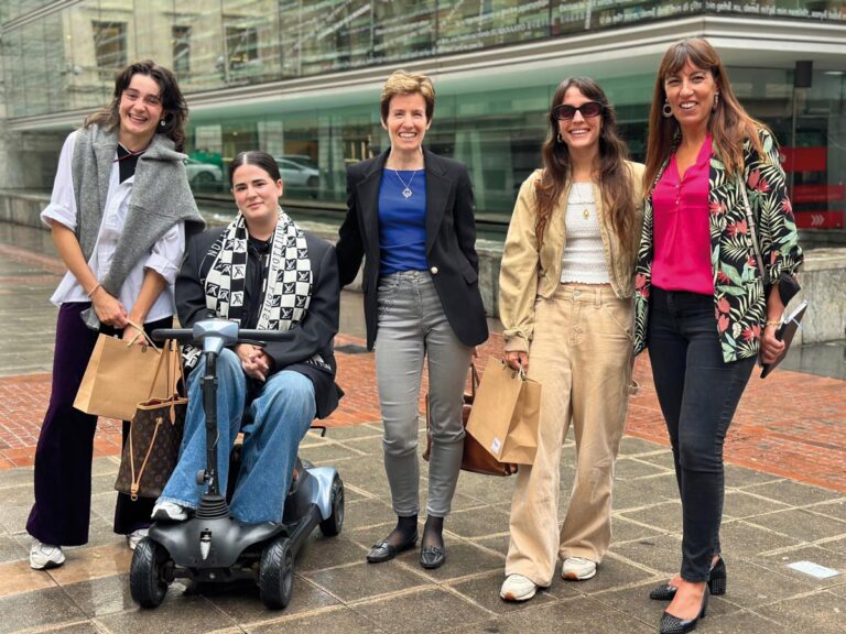 Isabel Rodríguez, Marta Bustos, Sonia Pérez, Anabel Dominguez y Leire Sáez durante la FAM Trip Influencers.